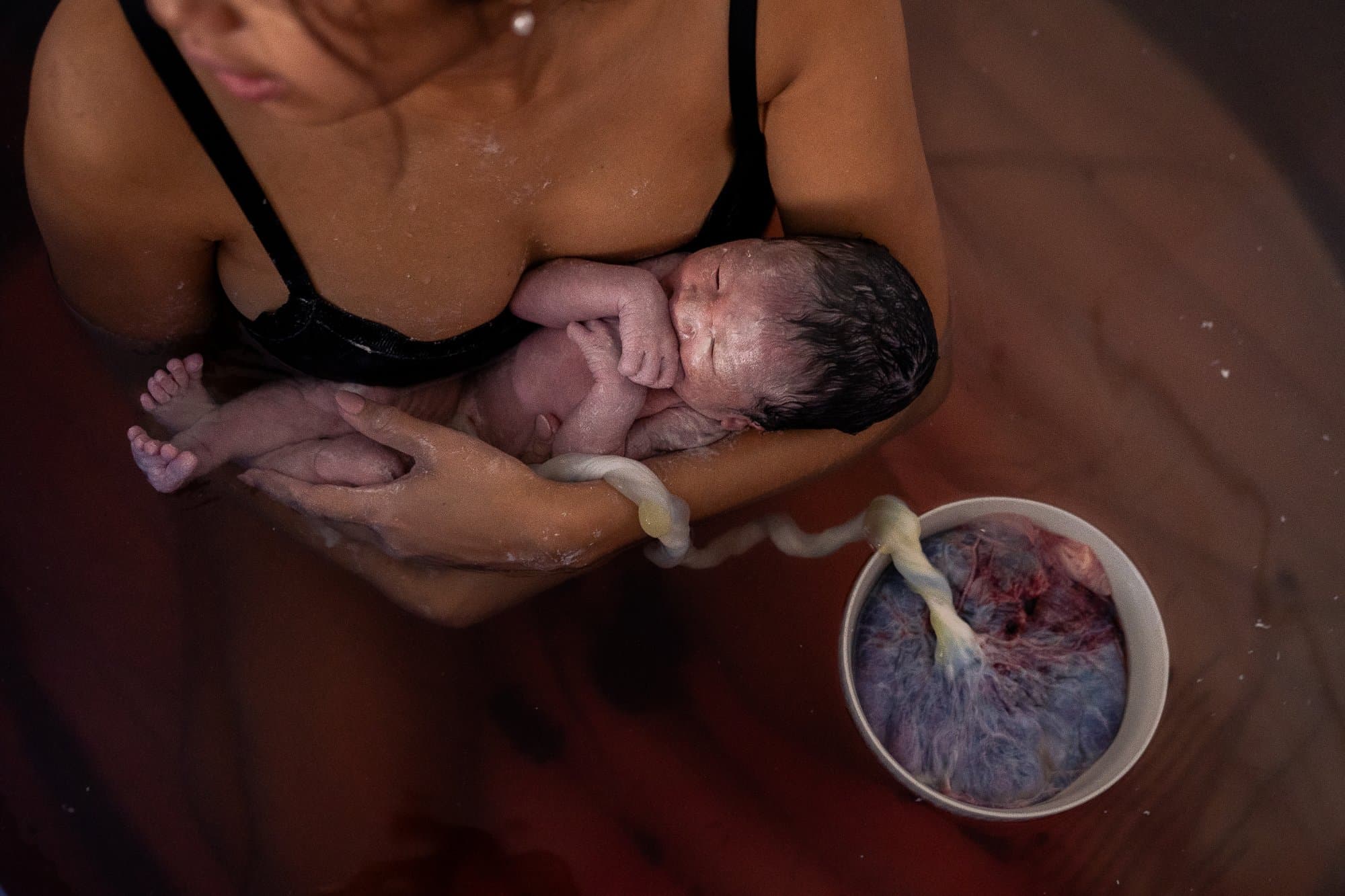 Midwife Angela homebirth in water in Sydney